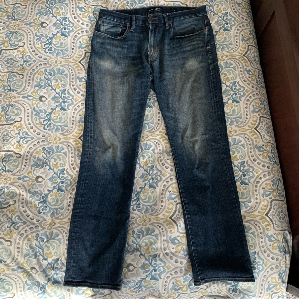 Lucky Brand 121 Slim 32x32